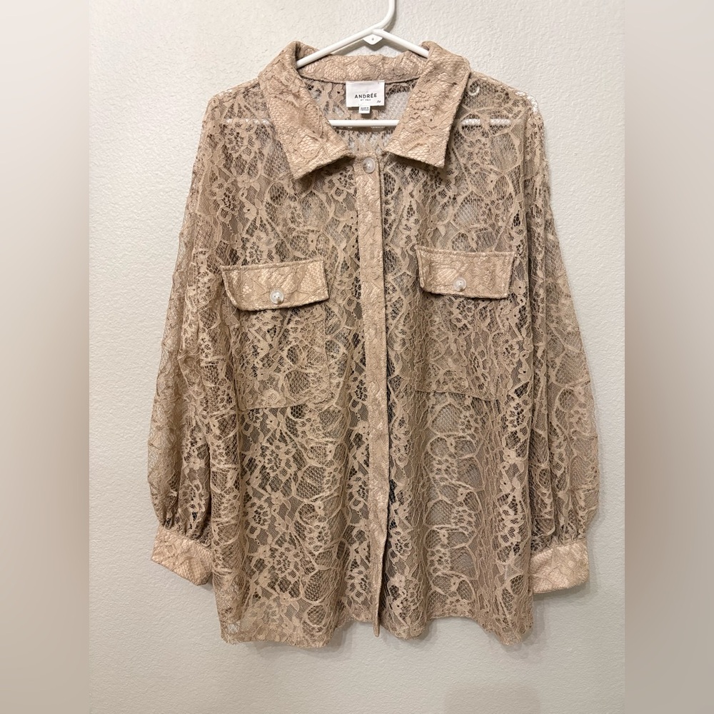 Andrée Lace Button Down Blouse 2x Beige Sheer Floral Boho Romantic Plus Size